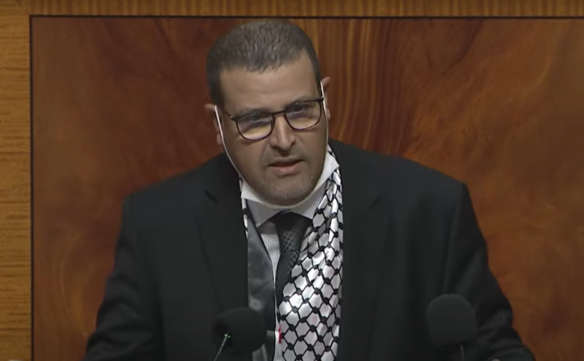 حيكر لرئيس الحكومة: ورثتم تركة حكومية ايجابية وانقلابكم عن وعودكم الانتخابية عزز الاحتقان الاجتماعي
